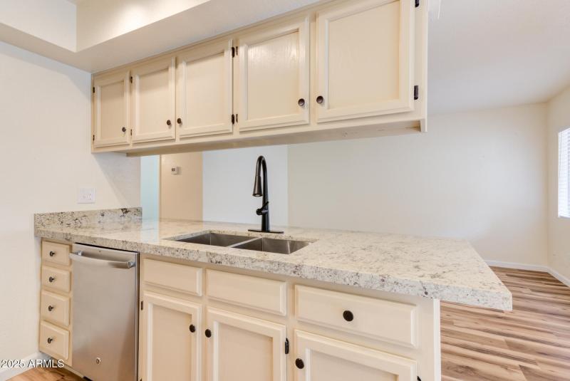 7 Kitchen