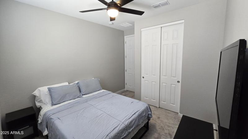 S8-Guest Room