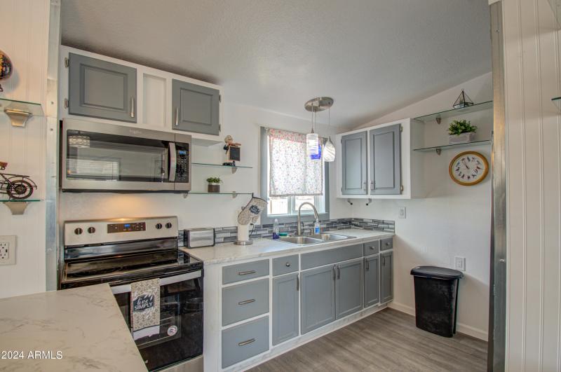 Kitchen 3