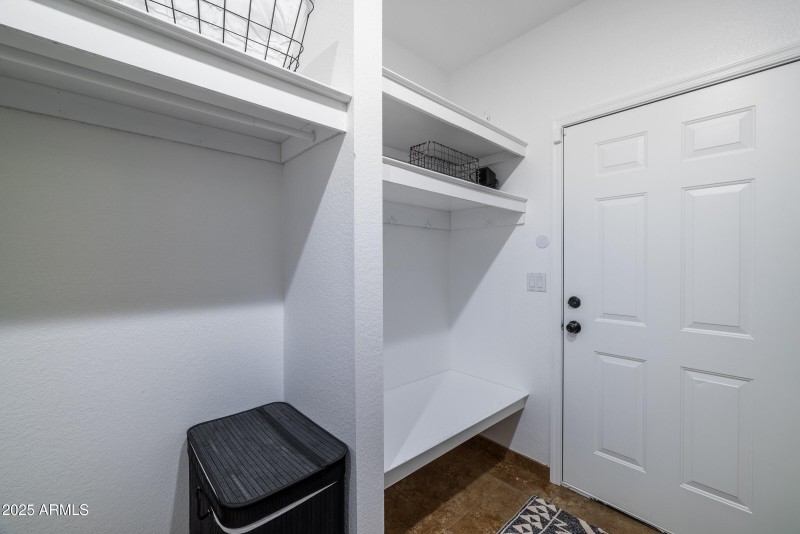 mud room