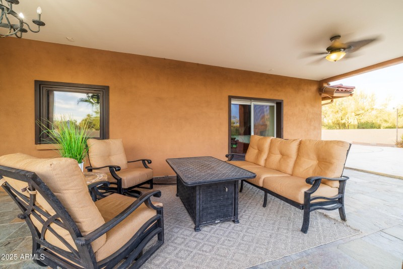 6835 E Peak View Rd-66