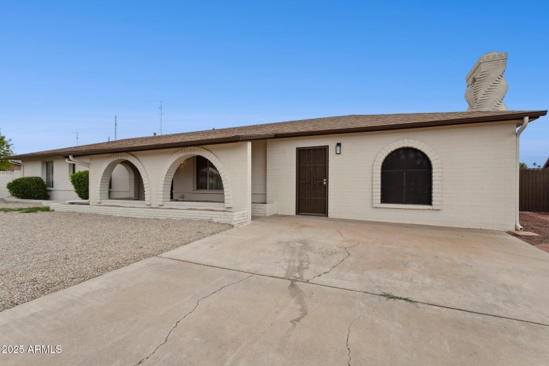 3-web-or-mls-18045-n-20th-ln