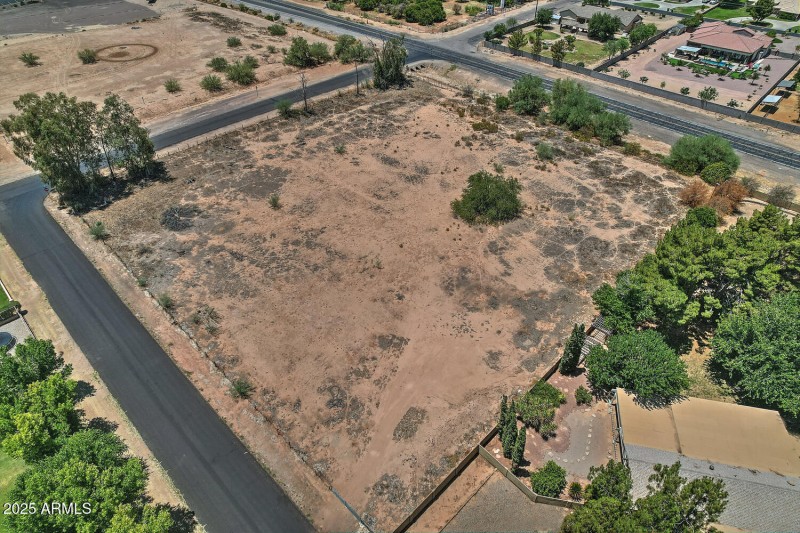 Adjacent PArcel-052-023-1500x1000