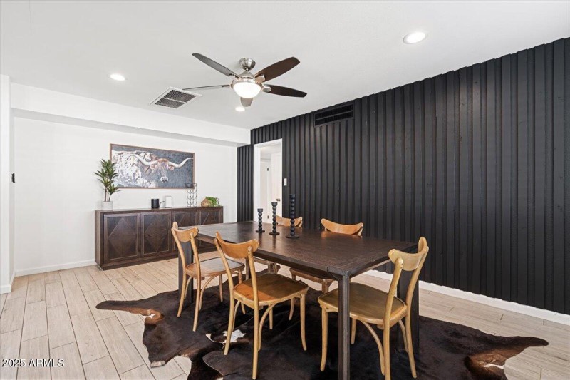 21-17_AustinDSC01736