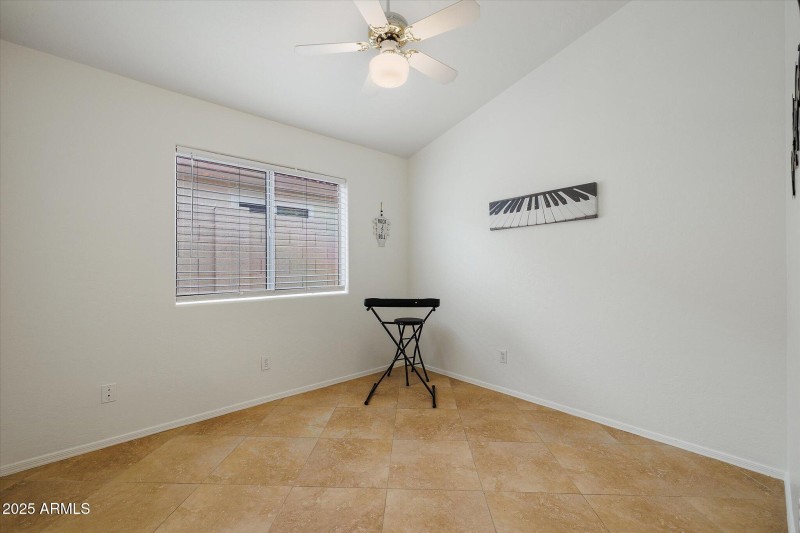 Secondary bedroom