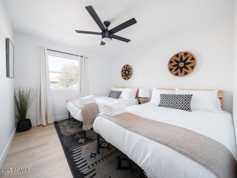 PROPERTYIMAGECO_8335EHubbellSt_WEB-7