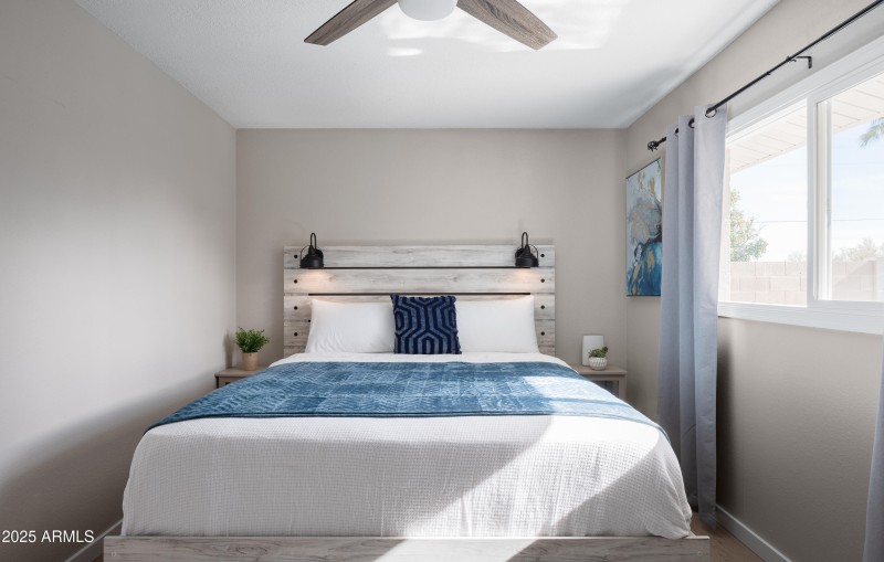 PROPERTYIMAGECO_8731EColumbusAve_WEB-23