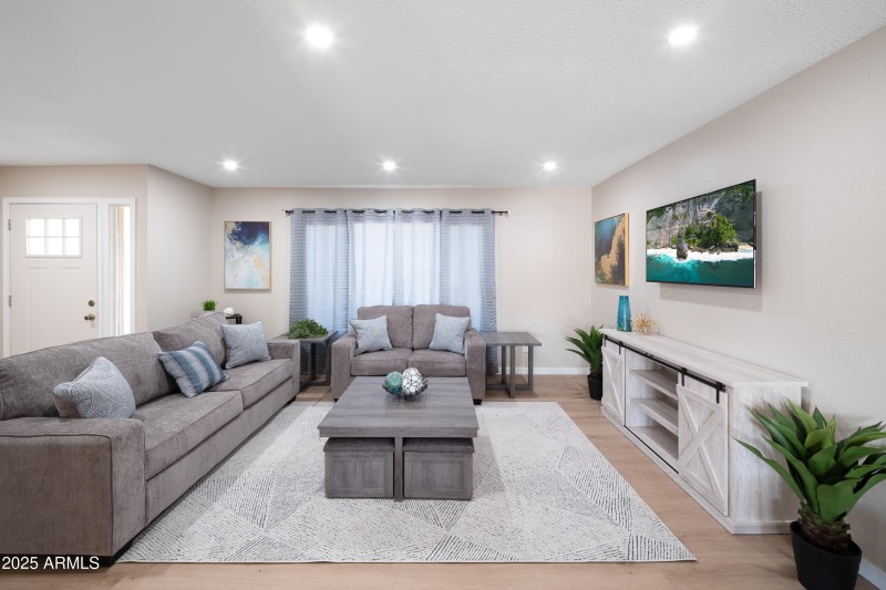 PROPERTYIMAGECO_8731EColumbusAve_WEB-30