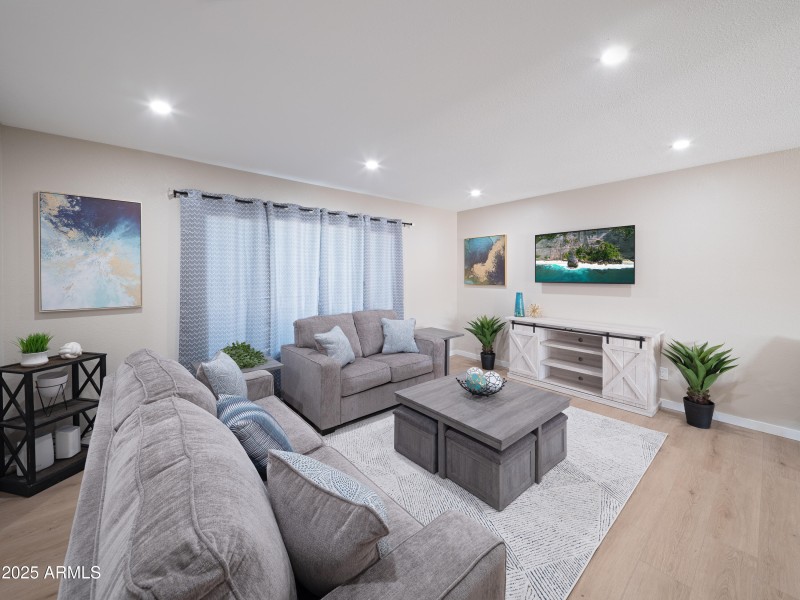 PROPERTYIMAGECO_8731EColumbusAve_WEB-31