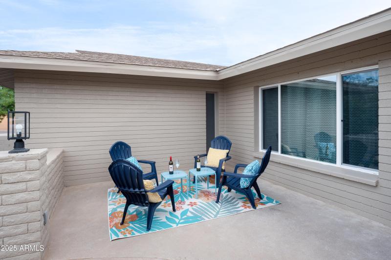 PROPERTYIMAGECO_8731EColumbusAve_WEB-51