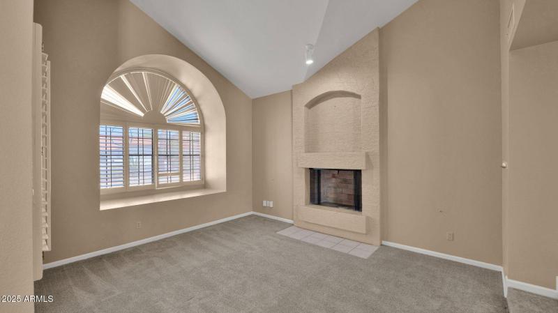 12-web-or-mls-P1119555