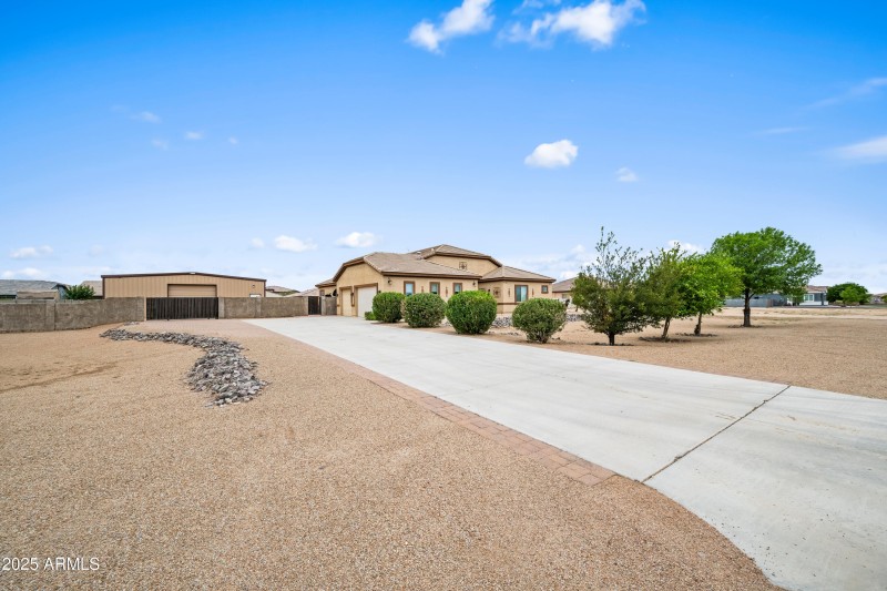 Driveway leading to Shop & Home