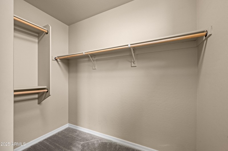 Walk-in Closet Bed #2