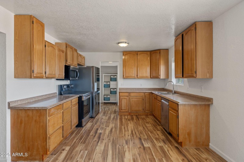 019-Kitchen