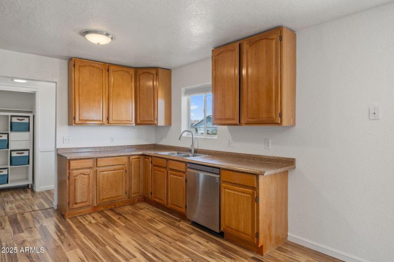 024-Kitchen