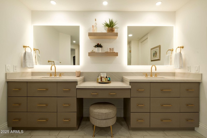 Primary Bathroom Dual-Vanities