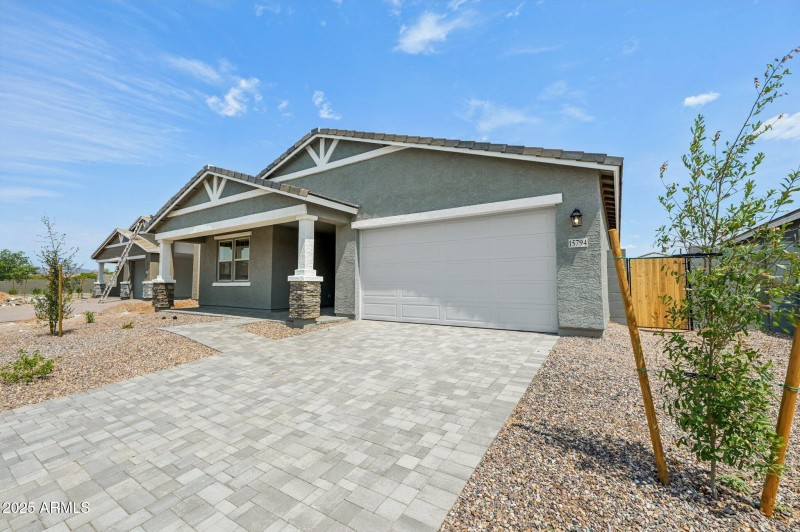 37-web-or-mls-W Cheryl Dr-S1707-1-003