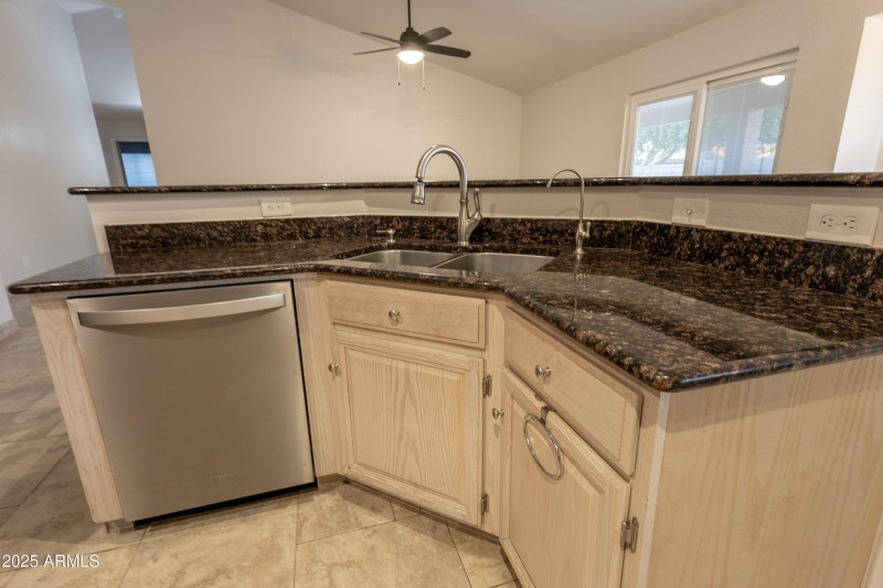 Kitchen/Dining
