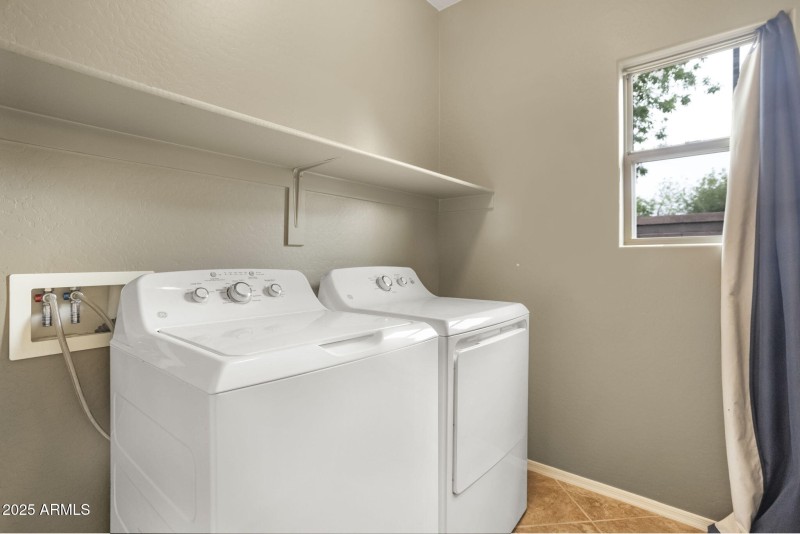 Laundry Rm