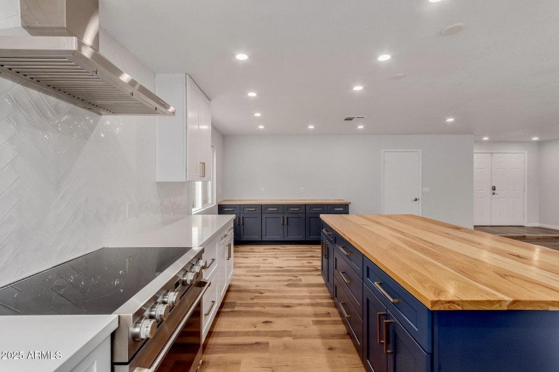 21 Mercer