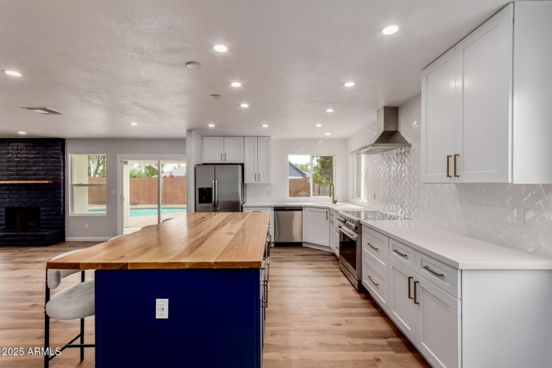 18 Mercer