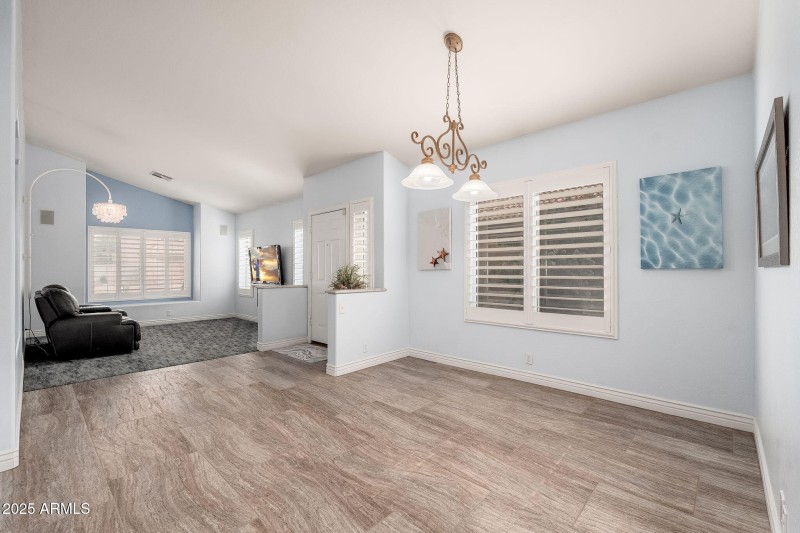 4253 E Raven Rd - 08