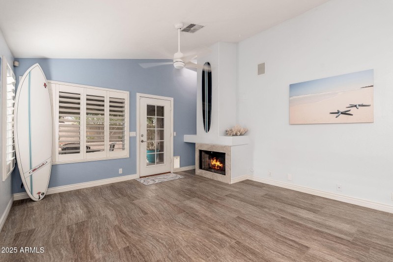 4253 E Raven Rd - 16