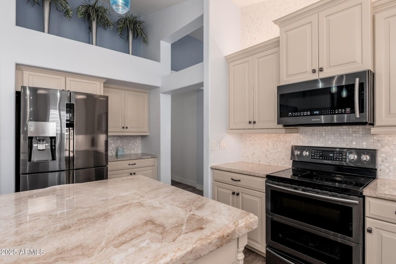 4253 E Raven Rd - 14