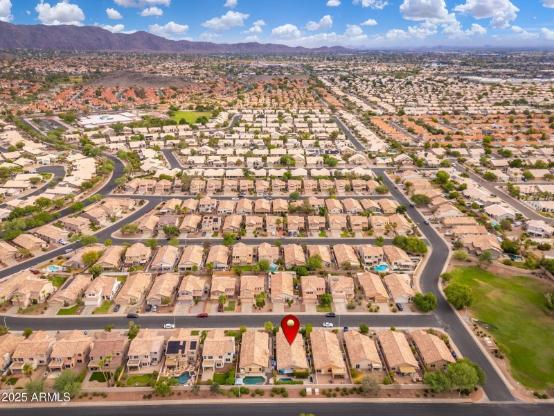 4253 E Raven Rd - 57