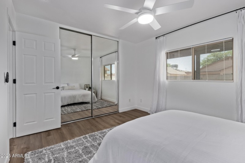 17 Charter Oak