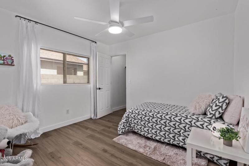 19 Charter Oak