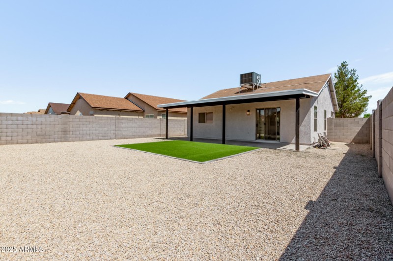 26 Charter Oak