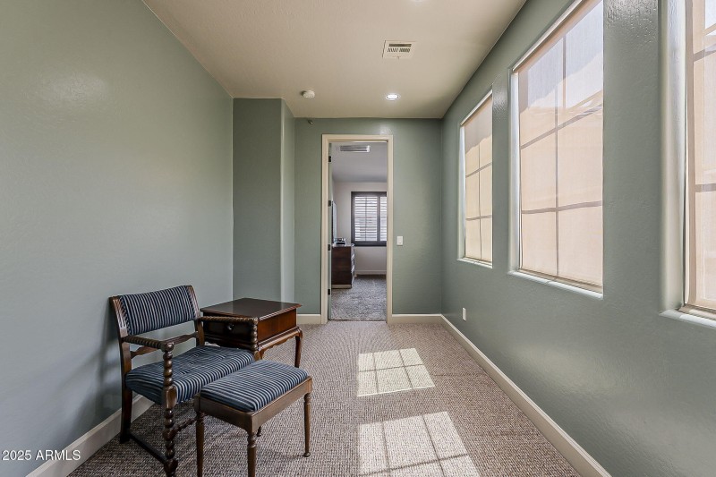 45-web-or-mls-Windsor-45