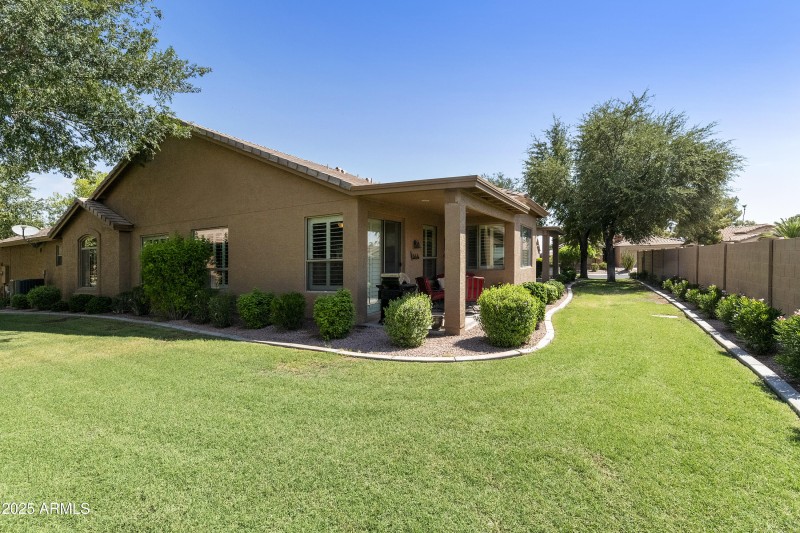 Home on greenspace