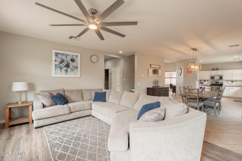 22-web-or-mls-Stonecrest-22