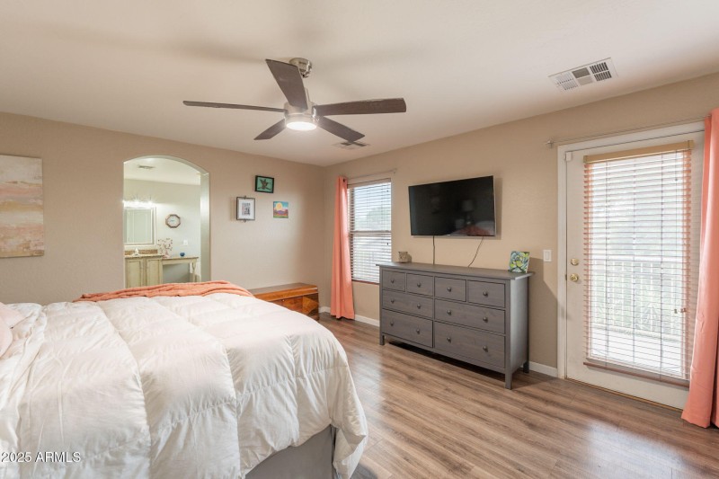 32-web-or-mls-Stonecrest-32