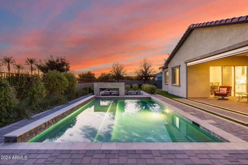 Resort Style Pool w/ Firepit