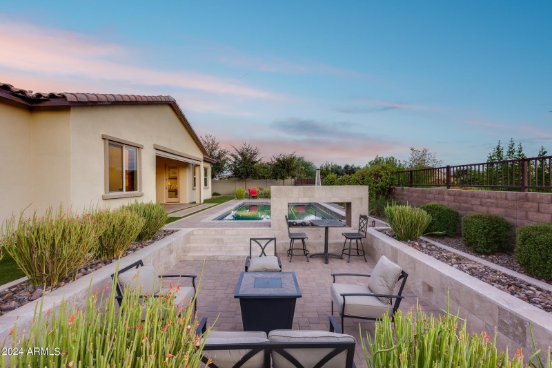 Sunken Firepit Conversation Pit