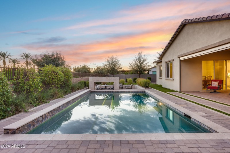 Resort Style Pool w/ Firepit