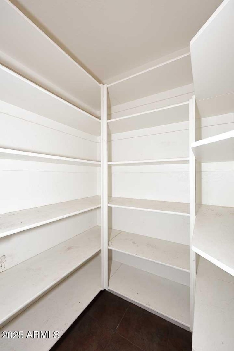 Kitchen-Pantry