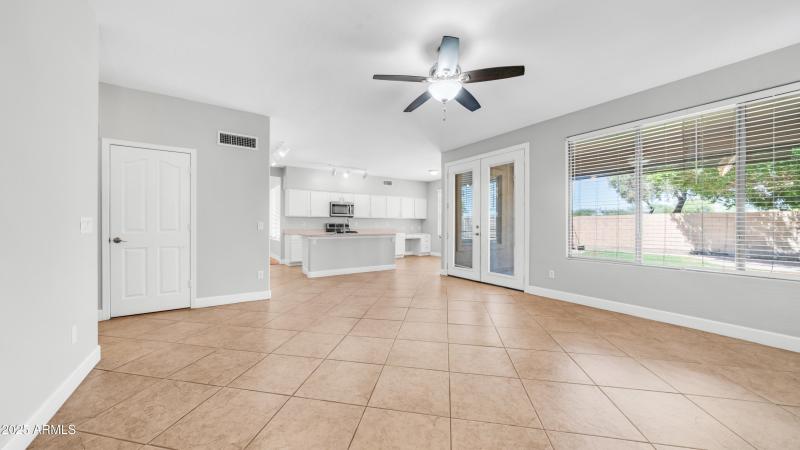 3924 S Hollyhock Pl (9)
