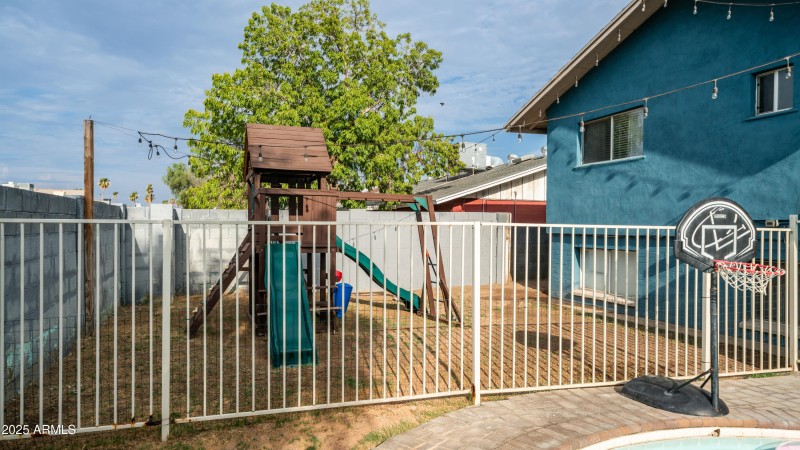 3854 W Mauna Loa Ln Exterior Photos-8