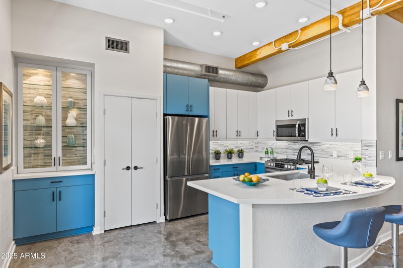 914 Osborn #208---13