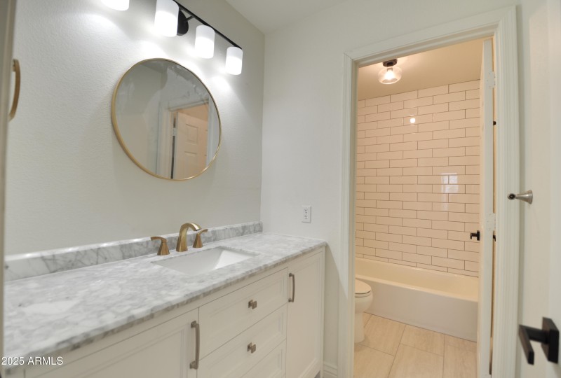 2nd floor bath