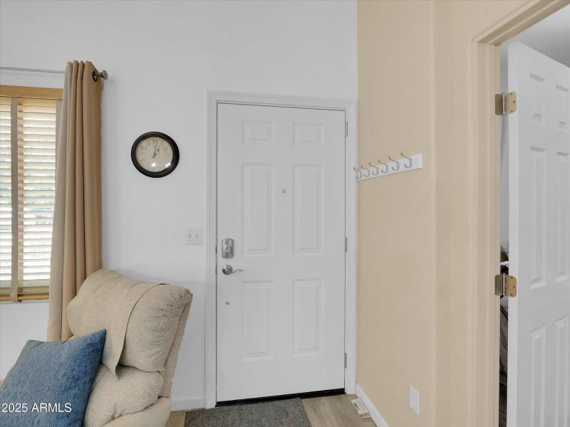 01-23411 N 21st Wy-1