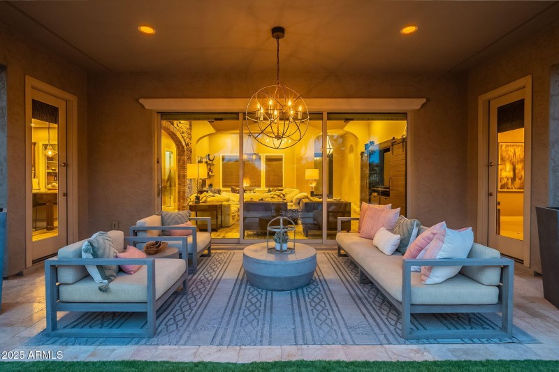 121-web-or-mls-Quintero-Twilight-15