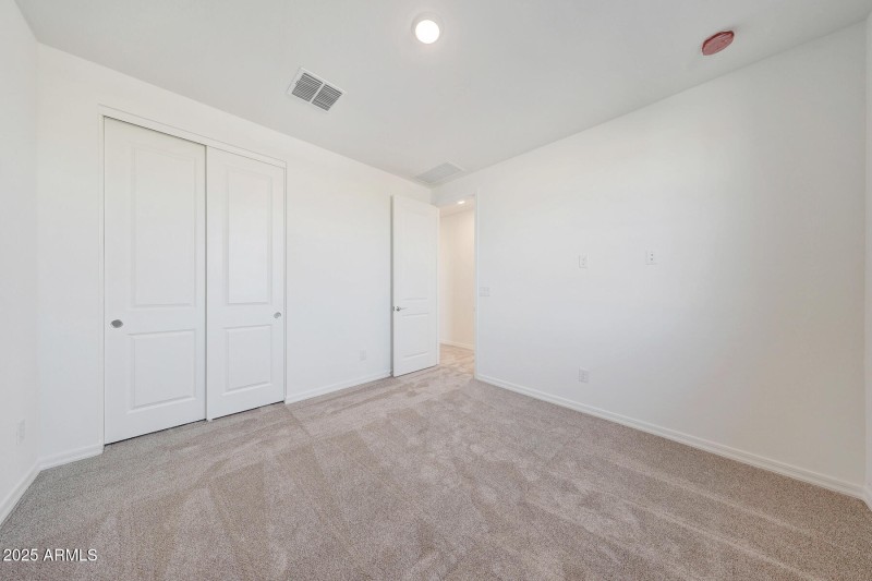 PHX_TylerRanch_Lot 2075_Lagoon_3864_bed2