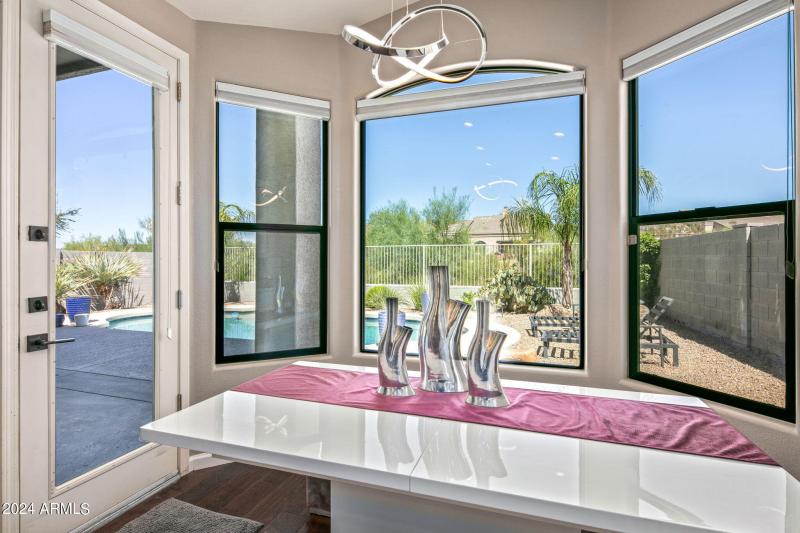 Breakfast Nook Views