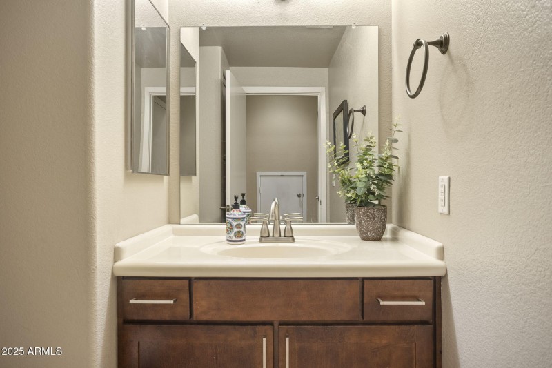 8-web-or-mls-6605-n-93rd-ave-1087