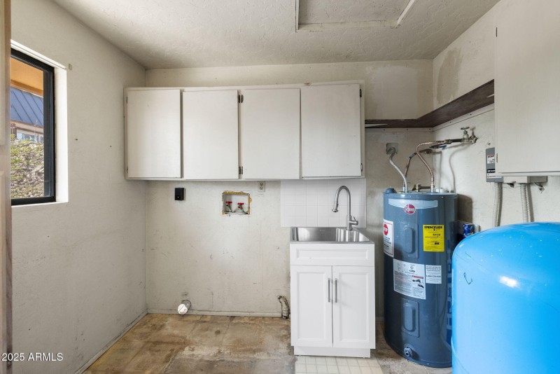 15-Laundry Room